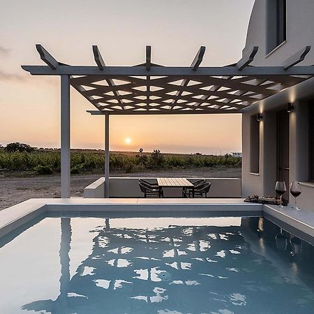 Melivoia House Collection - Private Jacuzzi Villas Foinikiá Eksteriør billede